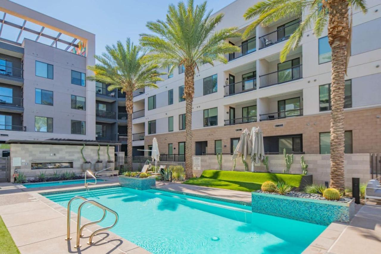 Relaxing 1Bd - Pool, Gym, Parking, W-D - Sleeps 4 Apartment Tempe Exterior photo