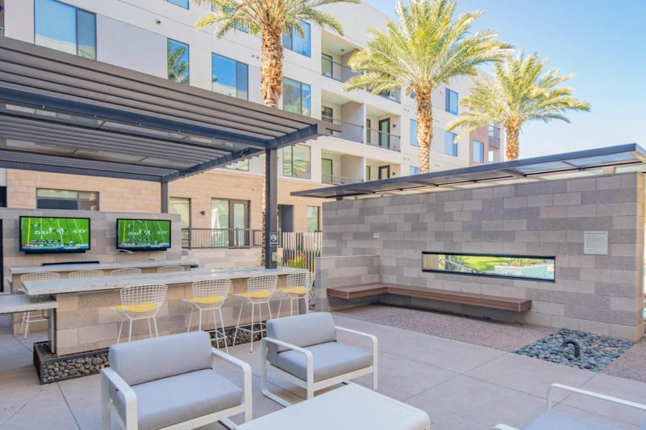 Relaxing 1Bd - Pool, Gym, Parking, W-D - Sleeps 4 Apartment Tempe Exterior photo